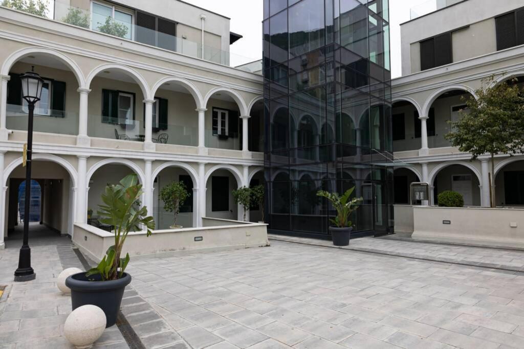 Charming Colonial Flat In Historic Building Apartman Gibraltár Kültér fotó
